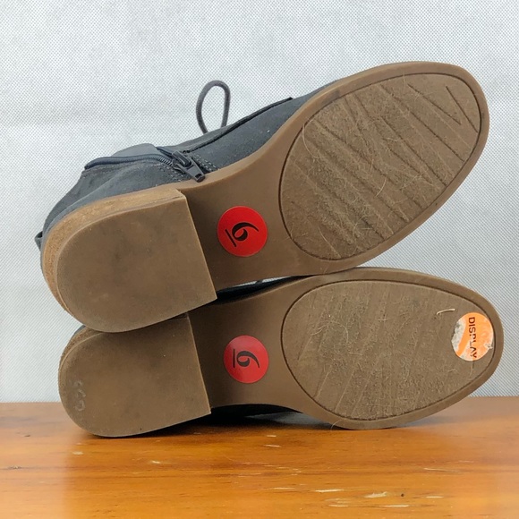 Sz 6 Carlos Santana Gray Suede Boots - Picture 10 of 11